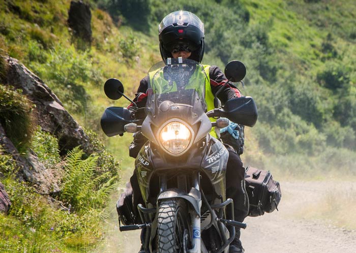 Windshield en tu Moto: Descubre las Ventajas, Desventajas y Cómo Elegir el Mejor Ti.